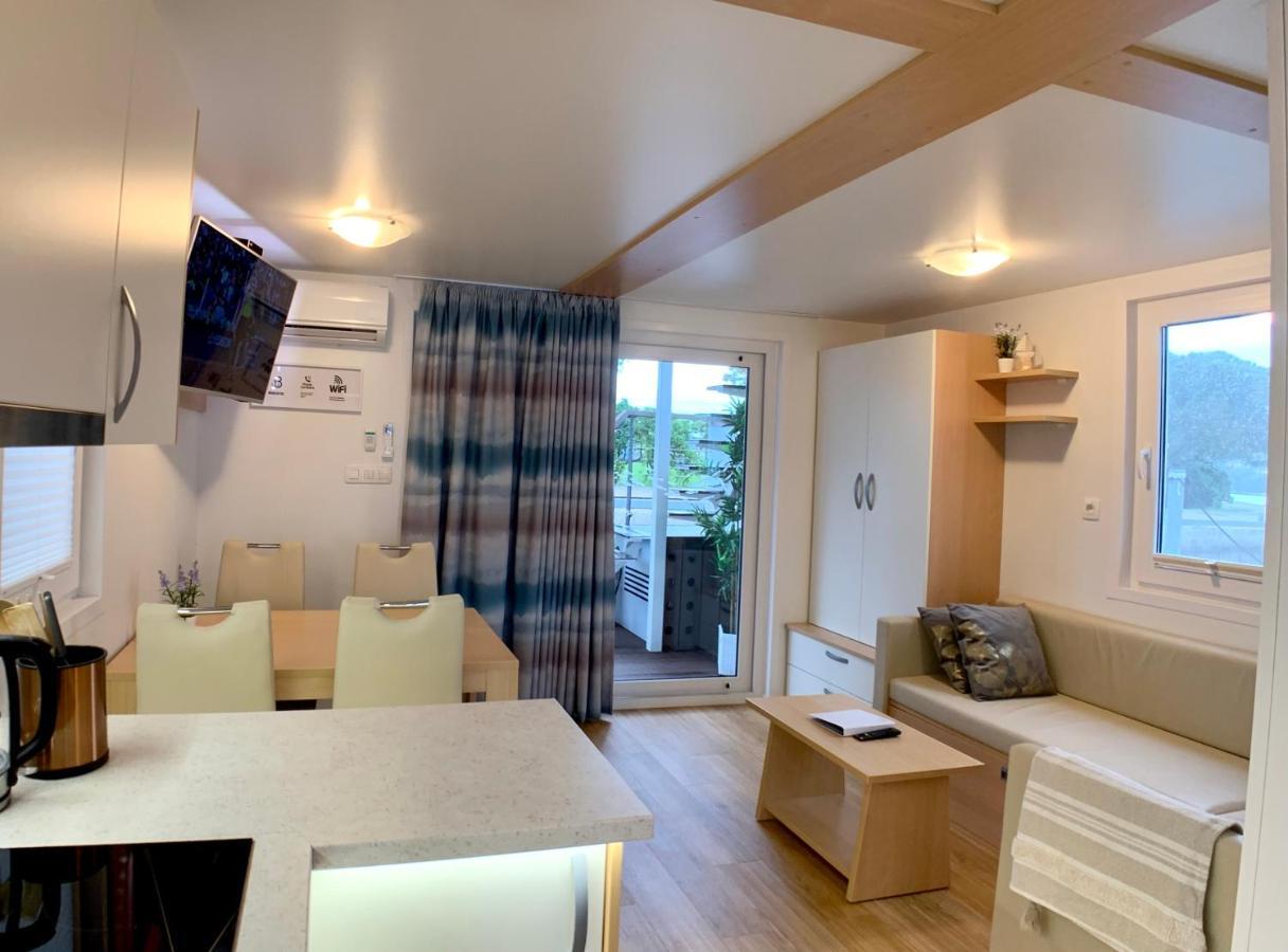 Bellavista Houseboat Apartment Portorose Exterior photo